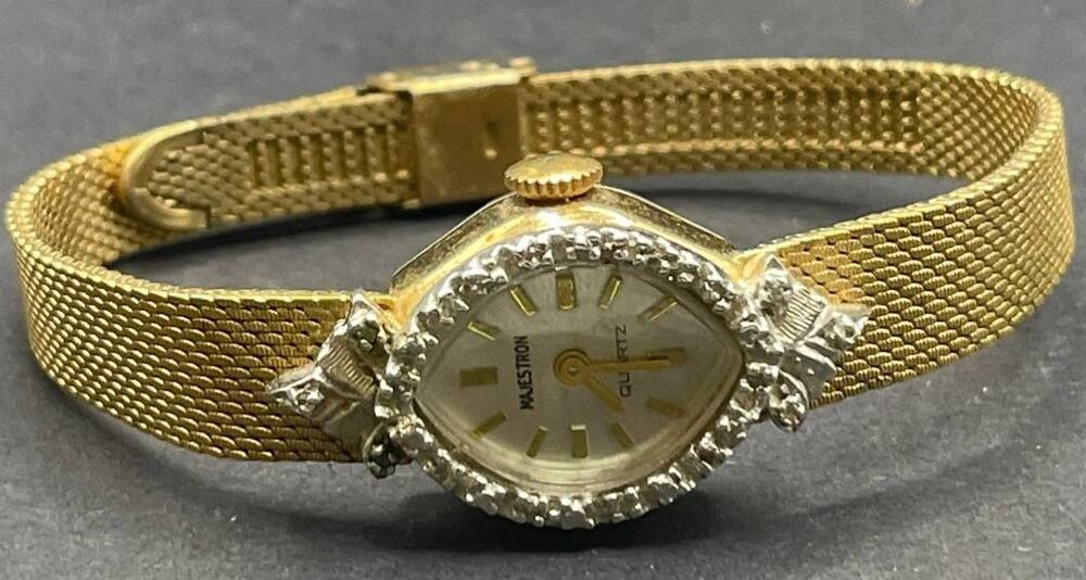 Majestron Womens Quartz Wristwatch Gold Tone Mesh Bracelet Rhinestone Marquise